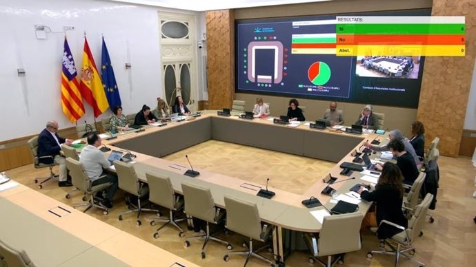 Reunión de la Comisión de Asuntos Institucionales y Generales del Parlament, este miércoles.