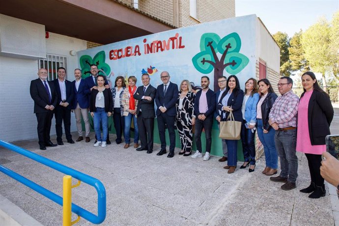 Inauguración de la escuela infantil de Pozo Cañada (Albacete).