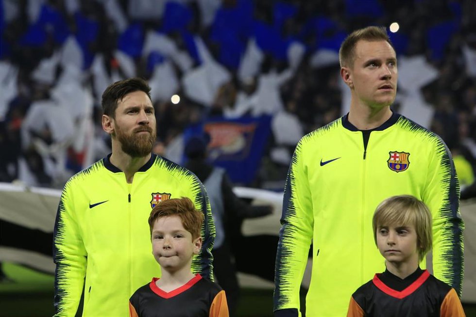 Archivo - Leo Messi y Marc-André ter Stegen en un partido con el FC Barcelona