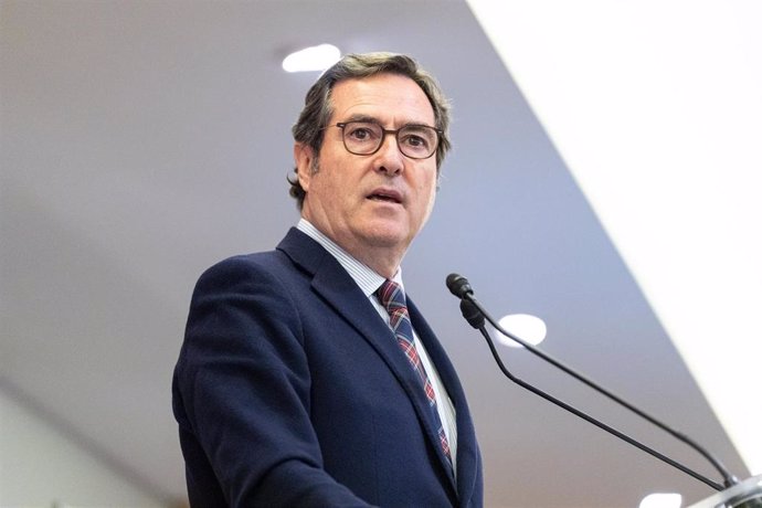 El presidente de la Confederación Española de Organizaciones Empresariales (CEOE), Antonio Garamendi