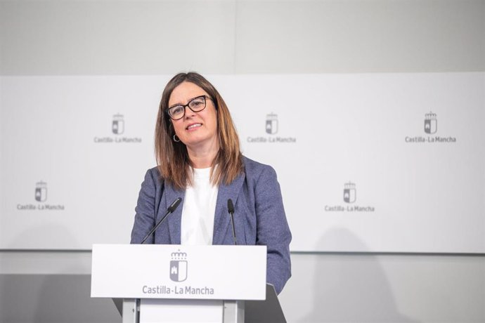 La portavoz del Gobierno de C-LM, Esther Padilla.