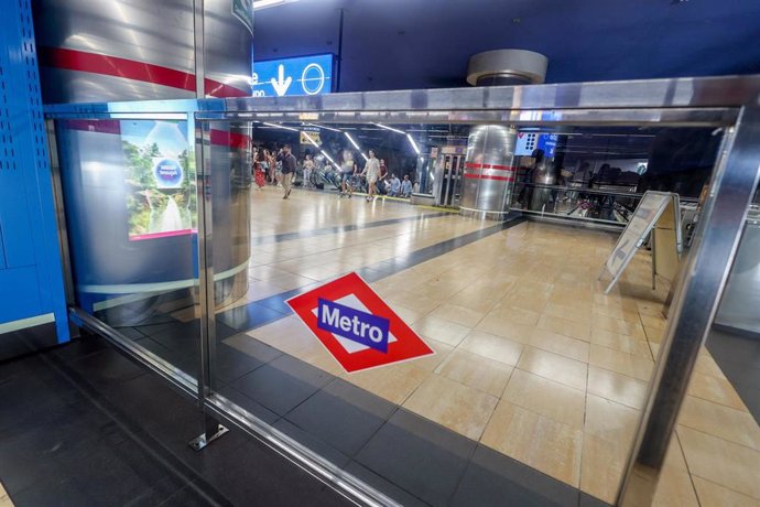 Archivo - Interior de una estación de Metro