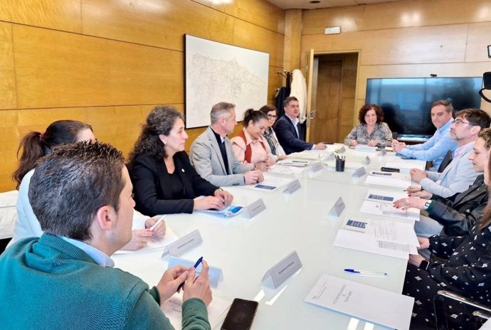 Reunión de ayuntamientos con Principado