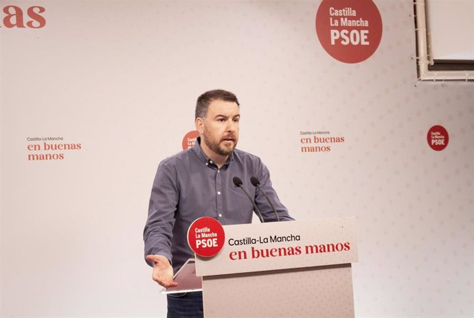 El diputado del grupo socialista en las Cortes de Castilla-La Mancha, Antonio Sánchez Requena.