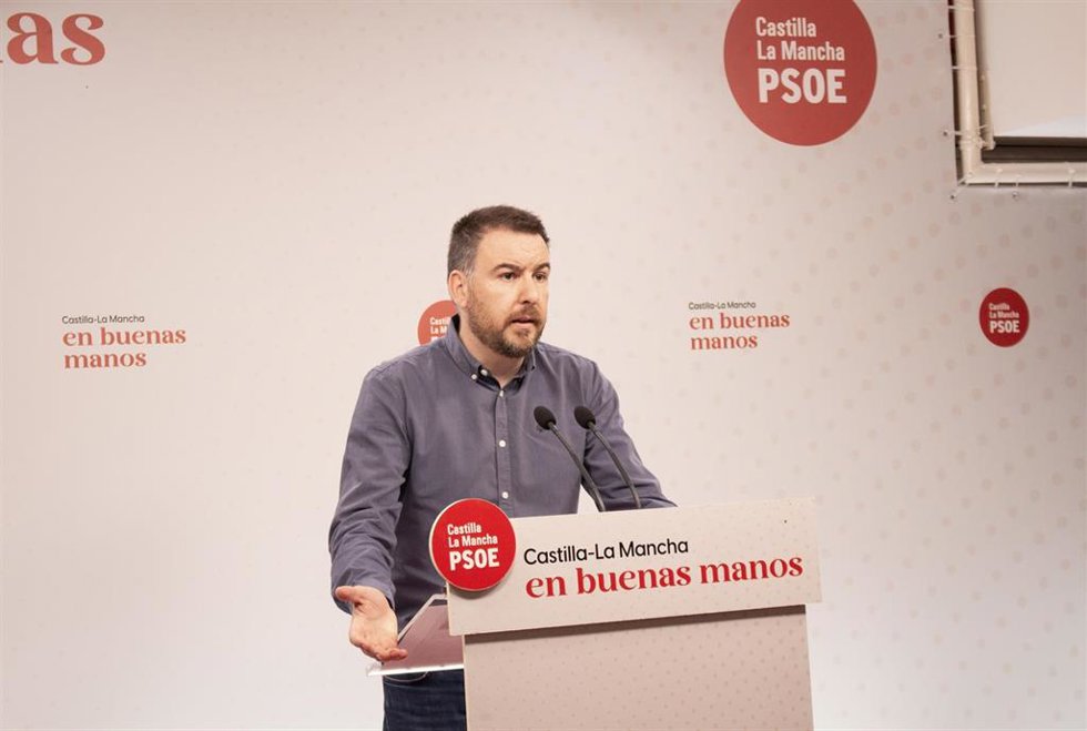 El diputado del grupo socialista en las Cortes de Castilla-La Mancha, Antonio Sánchez Requena.