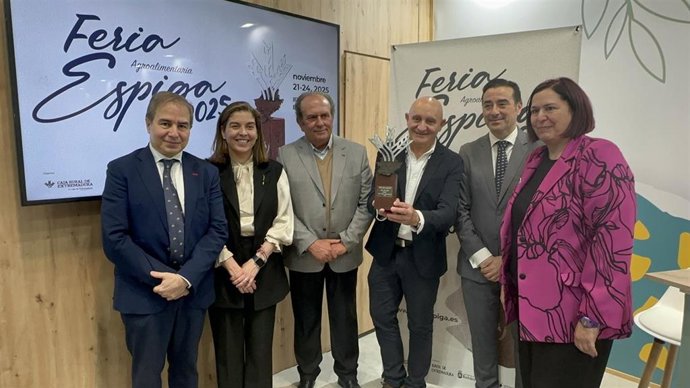 Caja Rural de Extremadura presenta la II Feria Espiga Agroalimentaria en el Salón Gourmets de Madrid