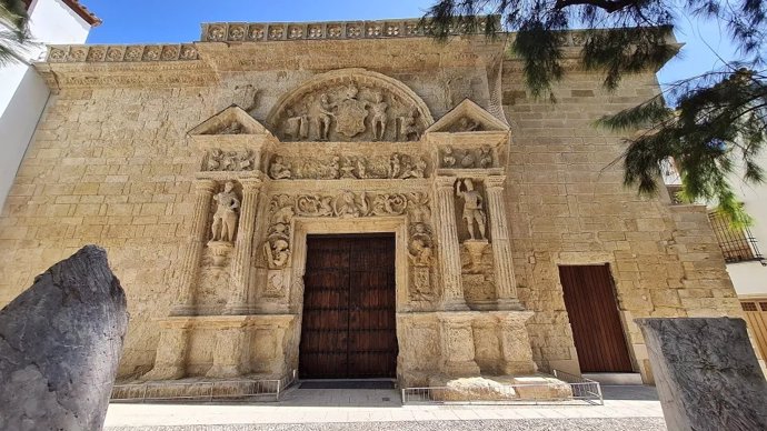 Fachada del Museo Arqueológico de Córdoba.