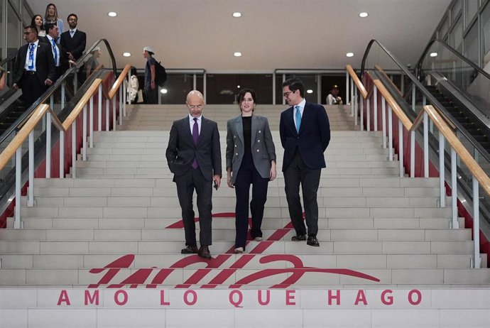 Isabel Díaz Ayuso, nombrada Doctora Honoris Causa por la Universidad de las Américas