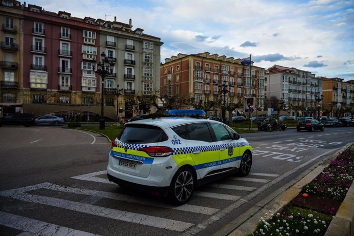 Coche de la Policía Local de Santander