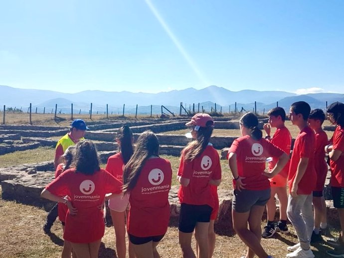 Jóvenes participantes en uno de los campos de voluntariado celebrados en Cantabria.