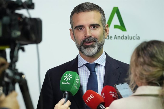El consejero de Agricultura, Ramón Fernández-Pacheco, en la inauguración de 'Innovación para un futuro sostenible'.