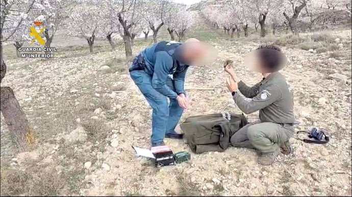 El Seprona investiga a un joven de 31 años por capturar pájaros silvestres con métodos prohibidos