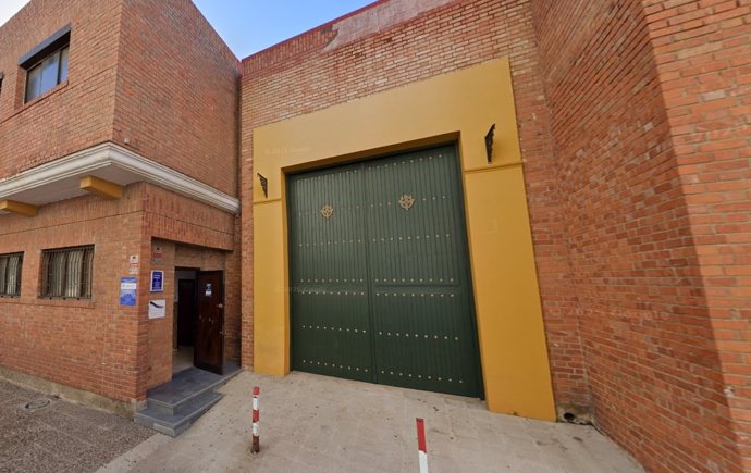 Casa hermandad de la parroquía de San José en La Línea, que ha denunciado el robo del dinero para los gastos de la estación de penitencia.