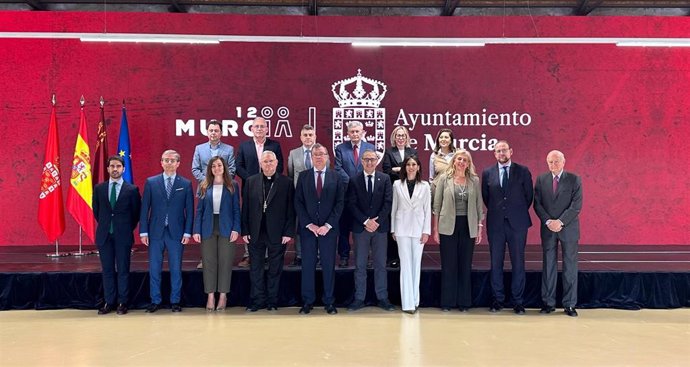 Reunión del comité organizador de 'Murcia 1200'