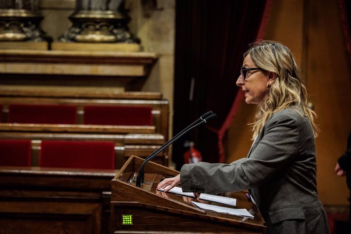 Archivo - La consellera d'Igualtat i Feminisme de la Generalitat, Eva Menor