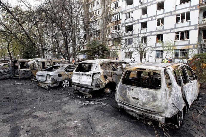 Consecuencias de un ataque ruso sobre Dnipro.