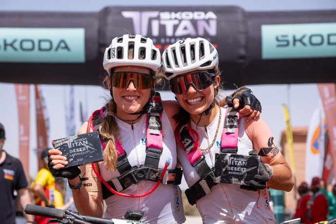 Participantes femeninas en la Skoda Titan Desert