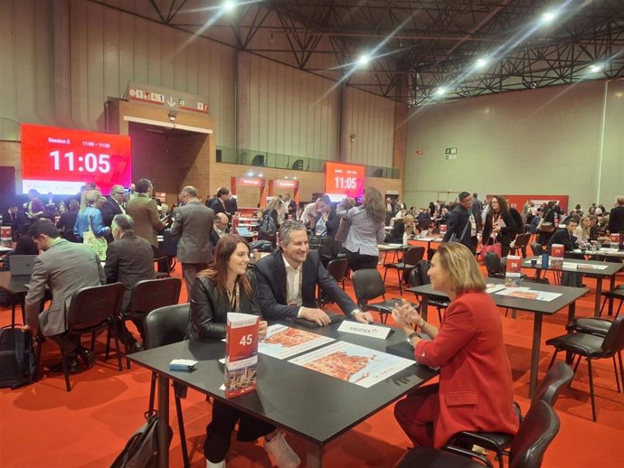 La Región participa en la feria 'Routes Europa' de Sevilla para ampliar su conectividad aérea