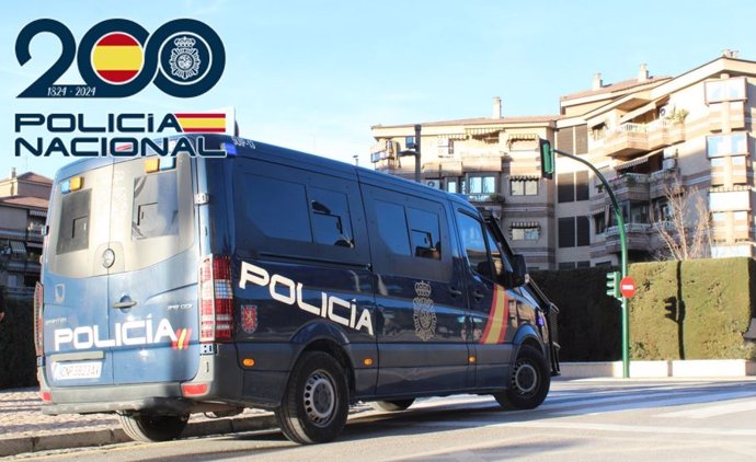 Vehículo de la Policía Nacional.