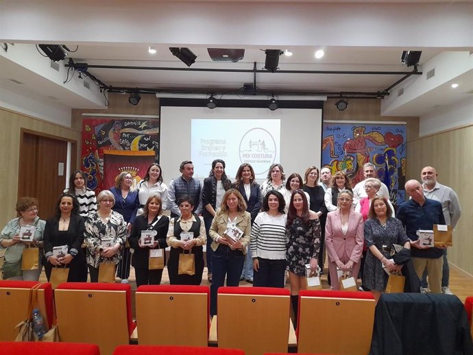 Clausura del proyecto de formación de personas desempleadas en el sector textil