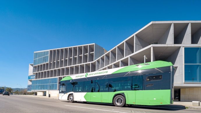Uno de los autobuses de hidrógeno de la EMT.