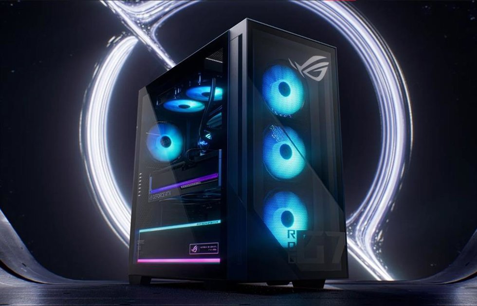 El nuevo equipo de sobremesa Asus ROG G700 Gaming Desktop.