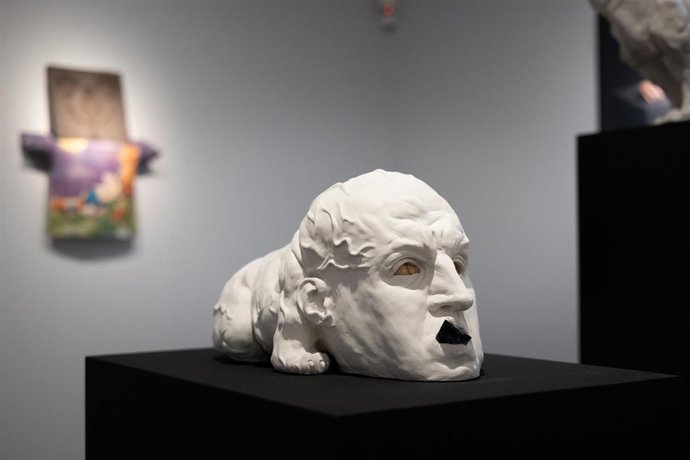 El Centre del Carme Cultura Contemporània (CCCC) de València se suma a la "moda de la cerámica" con 'Cosas que hacen CLAC. La cerámica del arte', la primera exposición en España dedicada a la revisión de la cerámica contemporánea en todo tipo de soportes,