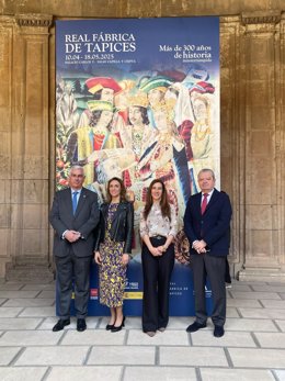 Inauguración de la muestra 'Real Fábrica de Tapices. Más de 300 años de historia ininterrumpida' en el Palacio de Carlos V