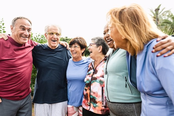 Imatge de recurs d'un grup d'adults
