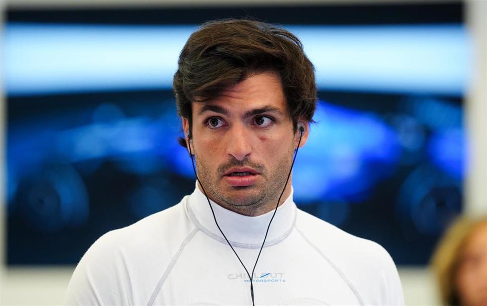 Archivo - El piloto español de F1 Carlos Sainz (Williams),en los test de pretemporada 2025 en Baréin.