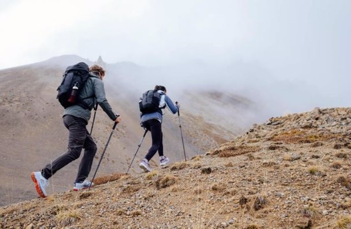 Decathlon presenta sus esenciales para el Camino de Santiago.