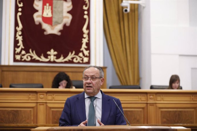 El consejero de Hacienda, Juan Alfonso Ruiz Molina