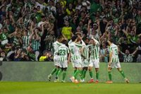 El Betis encarrila el pase a su primera semifinal europea