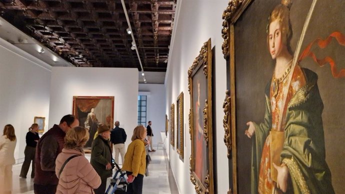 Archivo - Visitantes al Museo de Bellas Artes.