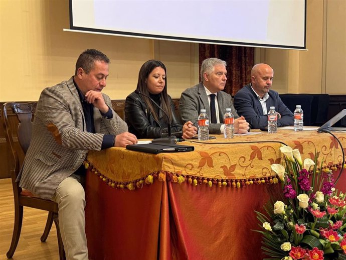 La Federación de Asociaciones de Parkinson de Castilla-La Mancha (Fedepar) organiza una jornada en Ciudad Real.