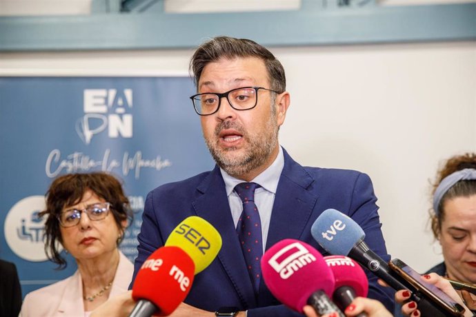 El consejero de Educación, Amador Pastor.