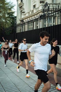 Cupra City Garage crea Madrid Running Tribe.