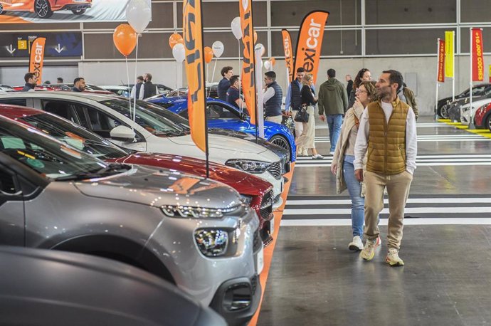 Primer día de la Feria del Automóvil Selección Ocasión de València