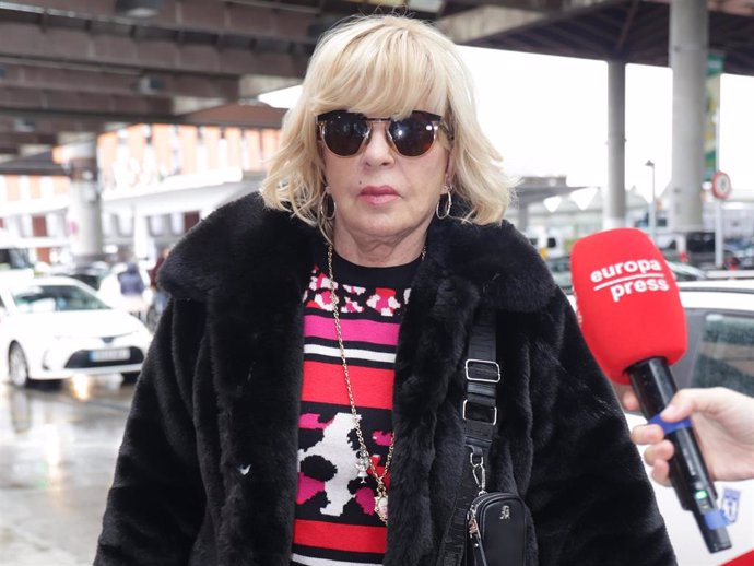 Bárbara Rey a su llegada a la estación de Atocha