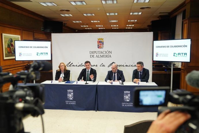 ATA Andalucía y Diputación de Almería asesorarán gratuitamente a autónomos y emprendedores de la provincia.