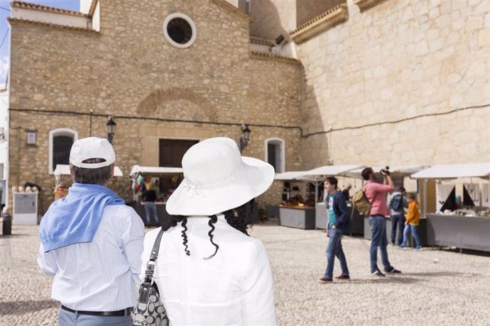 Archivo - La previsión de ocupación del litoral de la Comunitat Valenciana para la Semana Santa se sitúa en el 74 %