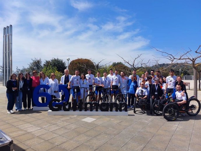 Presentación de los equipos del Institut Guttmann que participarán en la Skoda Titan Desert Marruecos 2025