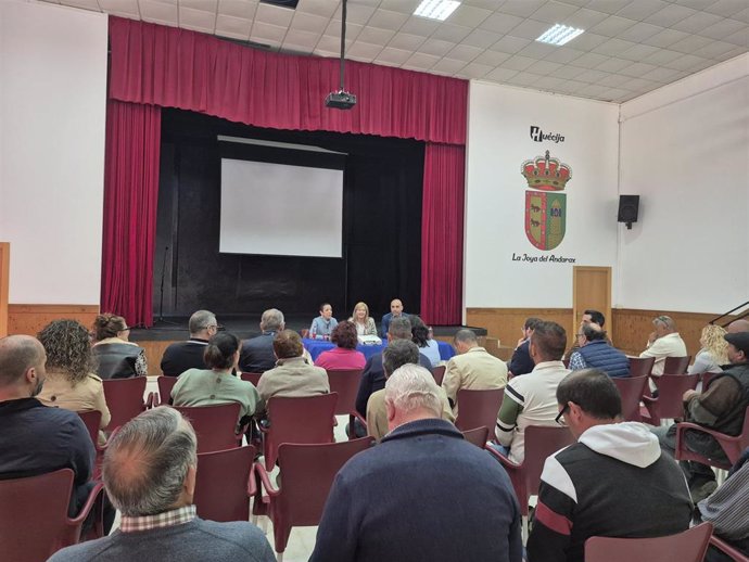 Presentación del proyecto 'Alpujarra Agroecológica II: innovación y tradición' en Huécija (Almería).