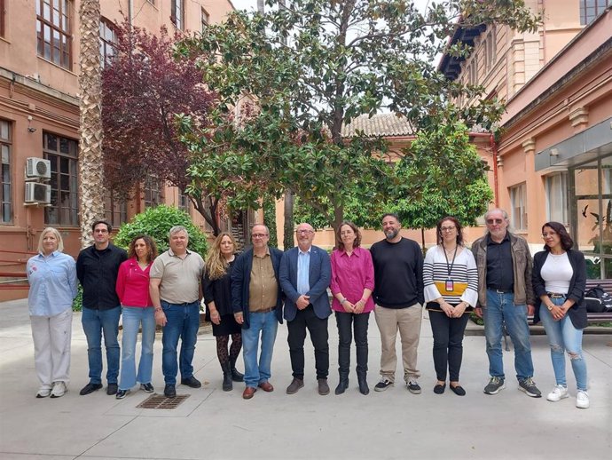 La nueva comisión ejecutiva de CCOO Baleares, encabezada por su reelegido secretario general, José Luís García