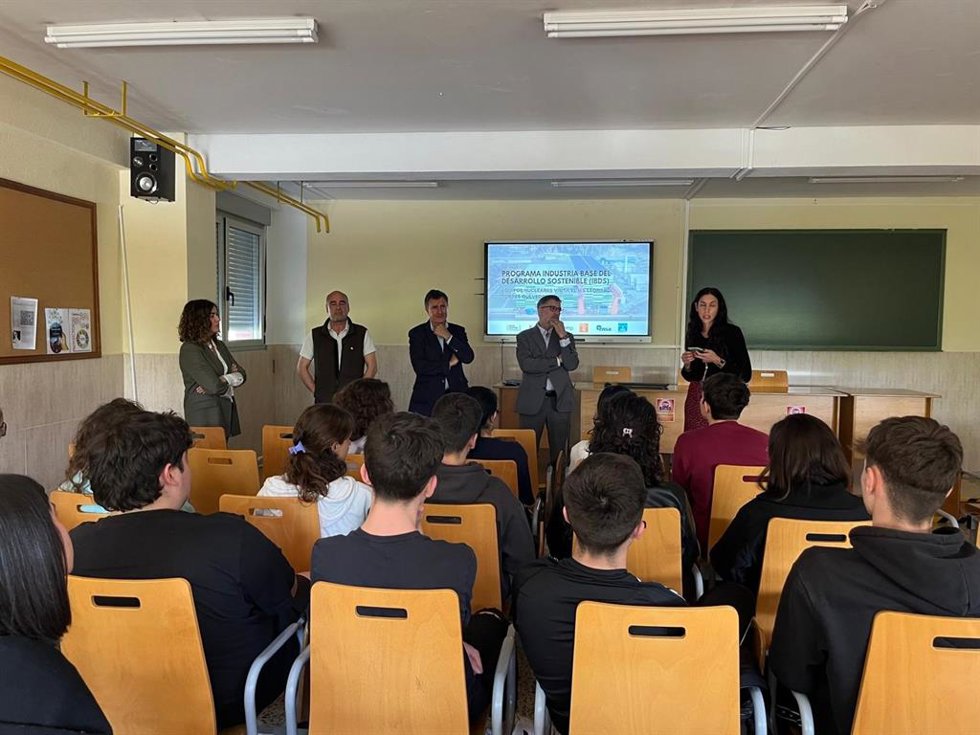 ENSA participa en el programa IBDS promovido CEOE-CEPYME con SODERCAN para acercar las empresas a los estudiantes de Cantabria