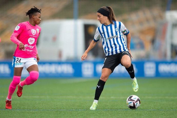 Archivo - Partido del Deportivo Alavés Gloriosas en Ibaia