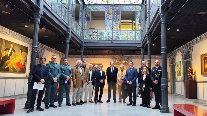 Un momento de la inauguración de la exposición.