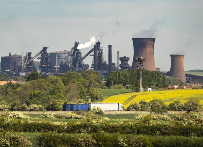 Archivo - 22 May 2019, England, Scunthorpe: A general view of steelworks plant in Scunthorpe whose owner British Steel is to go into official recievership after failing to secure funds for its future. Photo: Danny Lawson/PA Wire/dpa