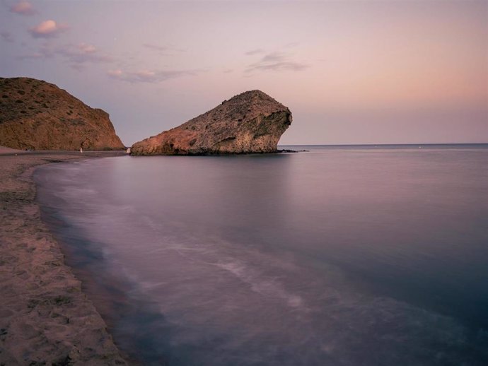 Playa de Mónsul en Cabo de Gata-Níjar (Almería).