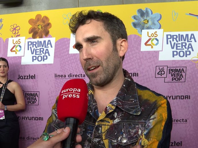 AITOR ALBIZUA